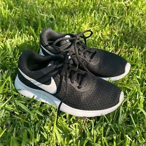 Women’s Nikes